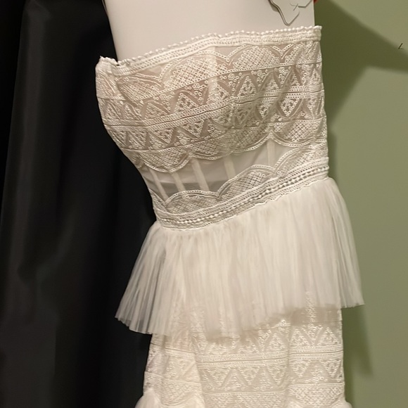 Wedding Dress - Picture 14 of 15